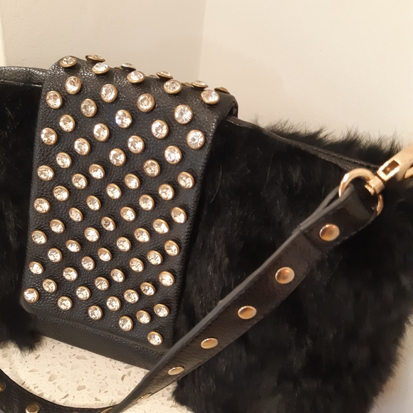 Fabulous Blinged out Fur Party Night Bag - Picture 2 of 7